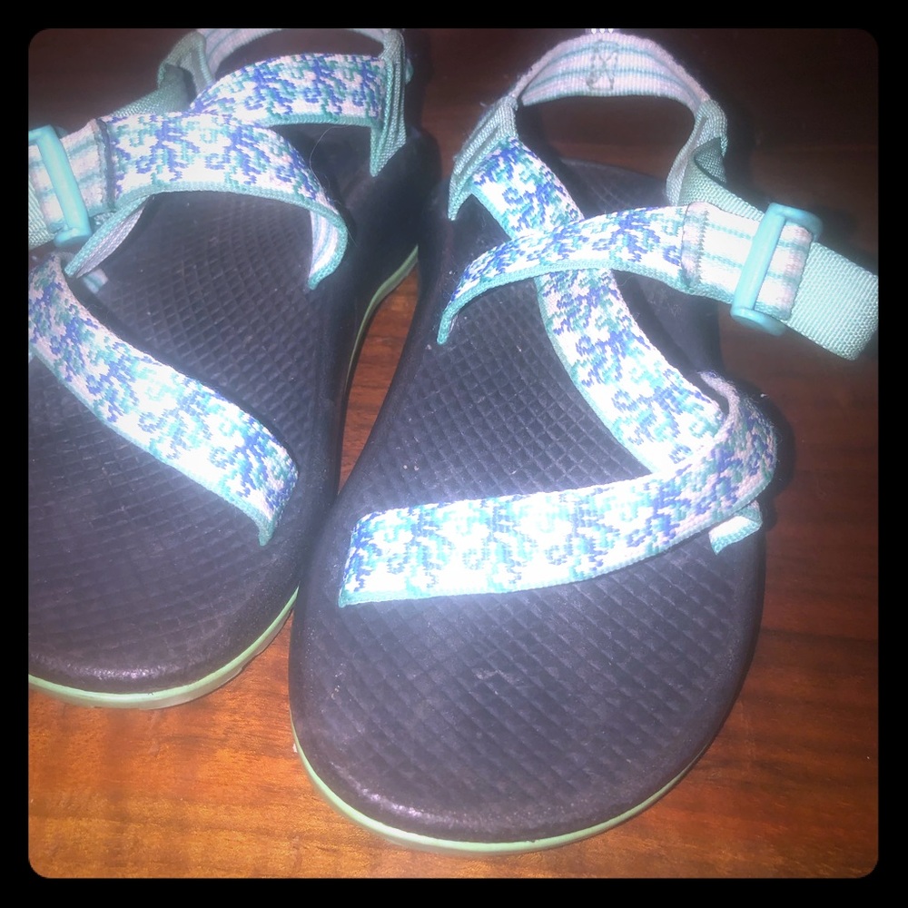 MAKE OFFER!  Chaco’s size 4Y